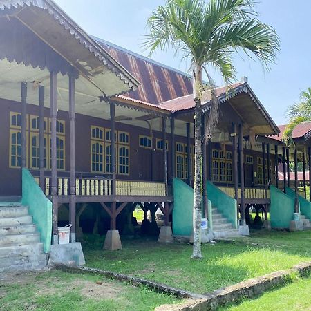Hotel Pantai Panjang Bengkulu Redpartner Exterior photo
